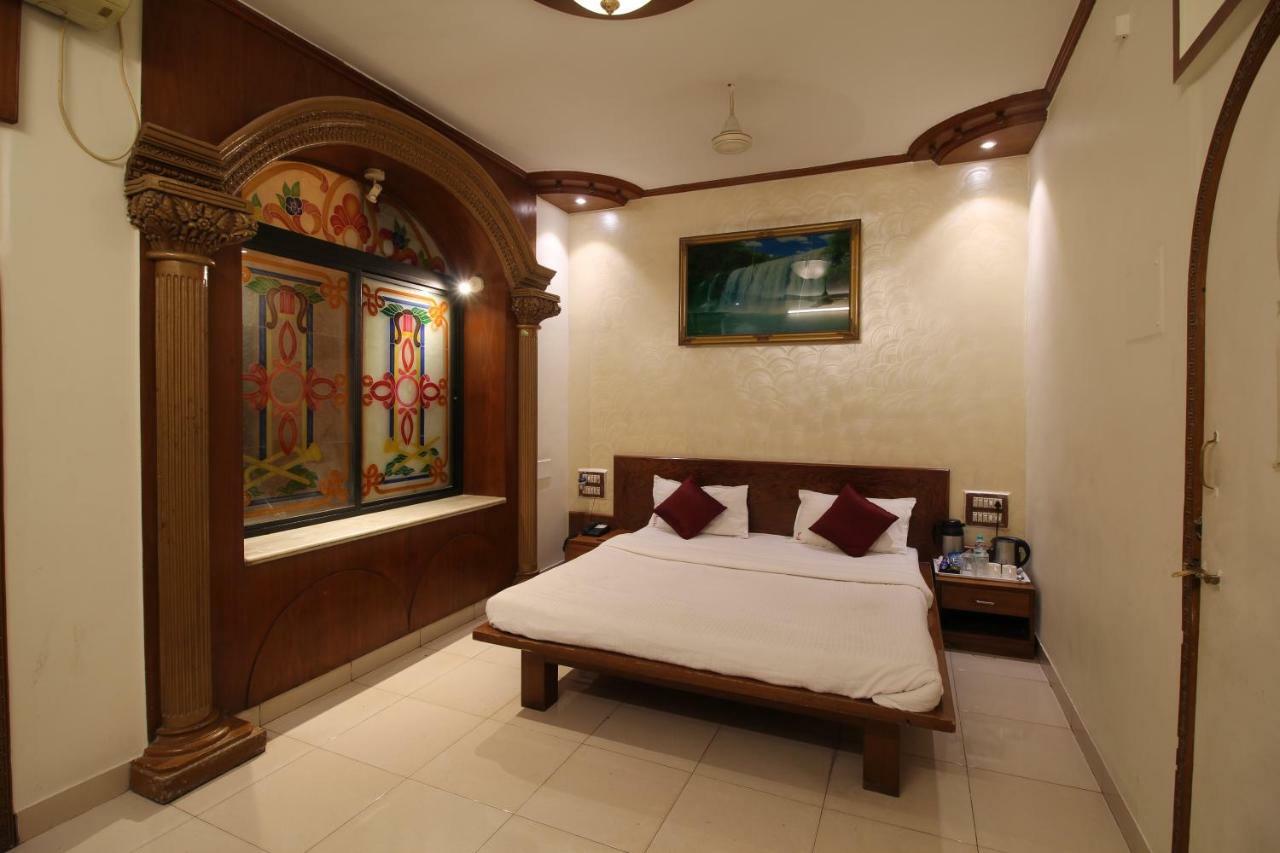 Hotel Shivam Pune Exterior photo
